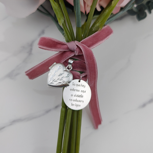
                  
                    Cargar imagen en el visor de la galería, Camafeo_Guardapelo_Ramo_Novia_Plata_Corazon_Ejemplo2
                  
                