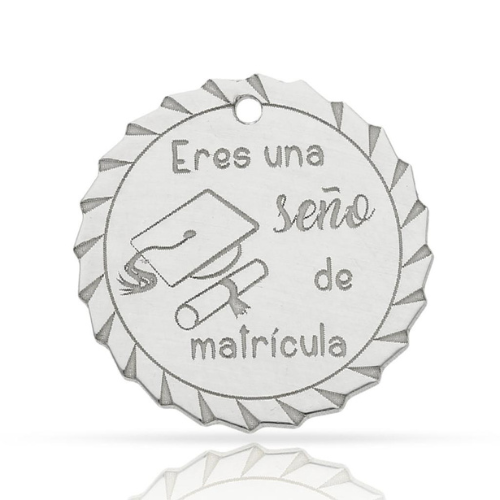 Medalla Colgante Plata - Eres una seño de matrícula (Personalizable)